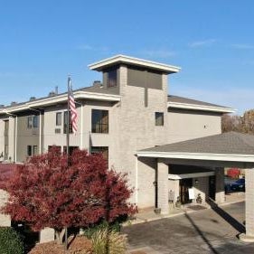 La Quinta Inn & Suites by Wyndham Springfield South Thumbnail