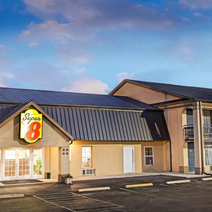 Super Inn & Suites Carrollton Thumbnail