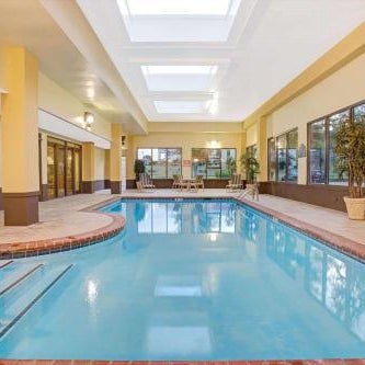 La Quinta Inn & Suites by Wyndham Mooresville Thumbnail