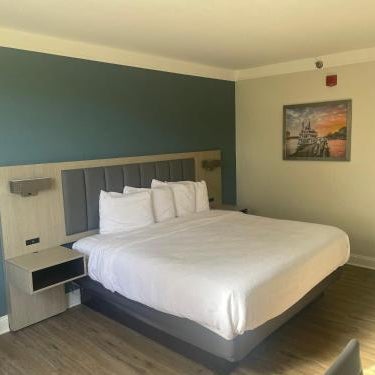 Wingate by Wyndham Savannah Gateway  Thumbnail