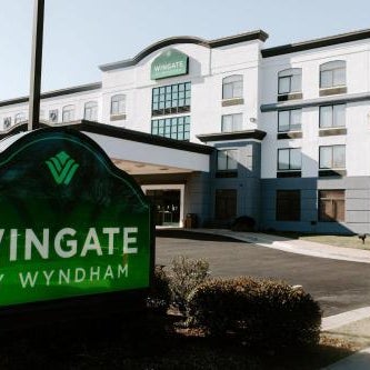 Wingate by Wyndham Chantilly / Dulles Airport Thumbnail
