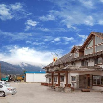 Super 8 by Wyndham Valemount Thumbnail
