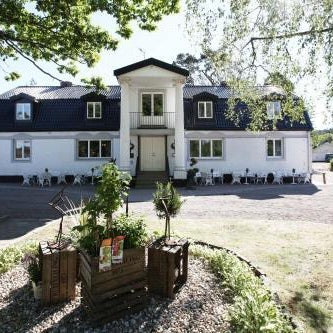 Hällsnäs Hotell & Restaurang Thumbnail