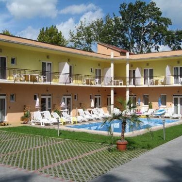Beach Hotel Thumbnail