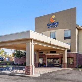 Comfort Inn & Suites Atoka-Millington Thumbnail