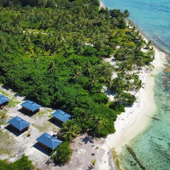 Parea Lodge Huahine Bungalow 1#MAHANA Thumbnail