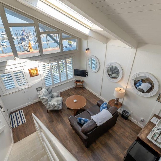 Bandon Marina Inn Thumbnail