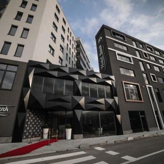 Hotel Bank Thumbnail