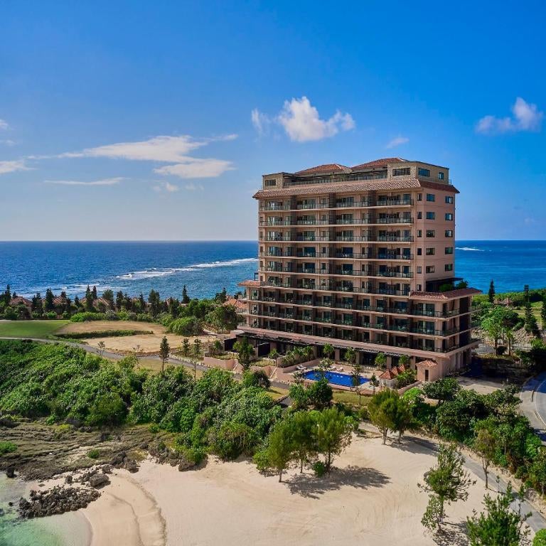 Hotel Shigira Mirage Beach Front