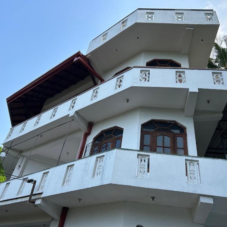 V.S.MAHA REST HOME Thumbnail