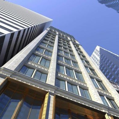 Arlo Chicago Thumbnail