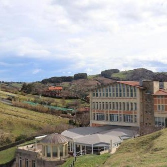 Hotel & Talasoterapia Zelai