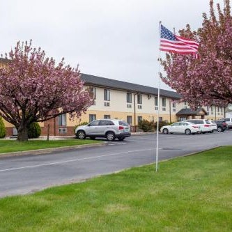 Eastbrook Inn Thumbnail
