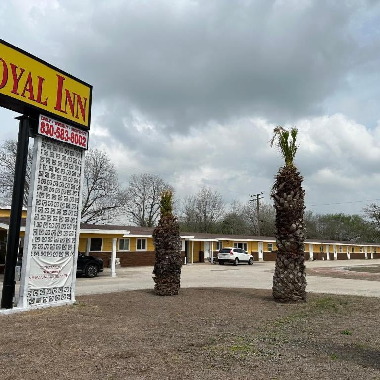 Royal Inn Thumbnail