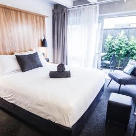 No. 9 Hotel Thumbnail