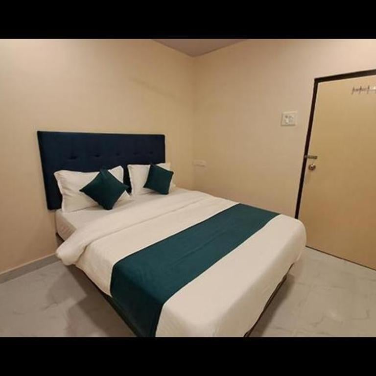 FabExpress Kurla Inn - Nr BKC Thumbnail