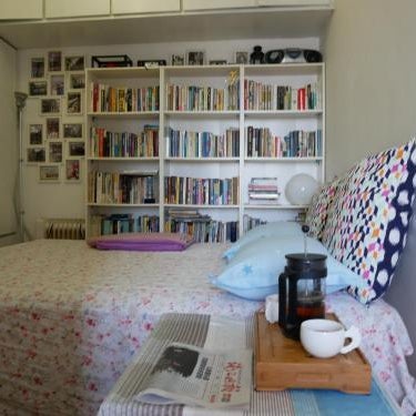 Books&Bed Close to the Lake Thumbnail