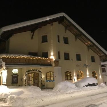 Hotel Alpin