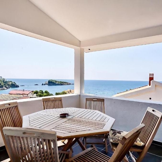 El Mar Hotel Thumbnail