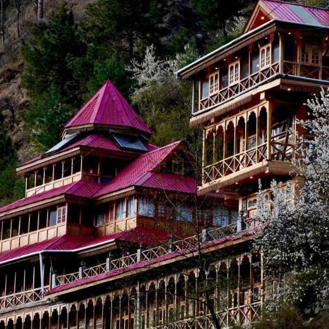 Tirthan village resort