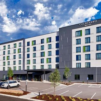 Courtyard by Marriott Minneapolis West Thumbnail