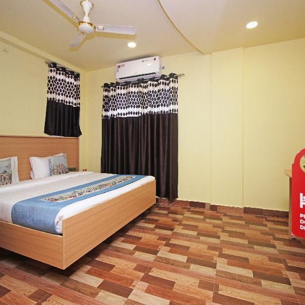 Super Collection O Kushal Nagar Near KSRTC Bus Stand Formerly RR Residency