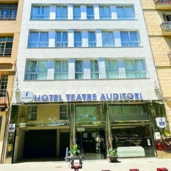 Sm Hotel Teatre Auditori Thumbnail