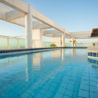 Golden Tulip Macae