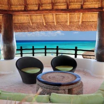 El Taj Oceanfront and Beachside Condo Hotel Thumbnail