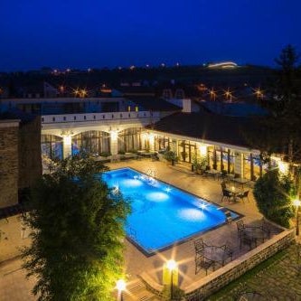 The Elite - Oradea's Legendary Hotel Thumbnail