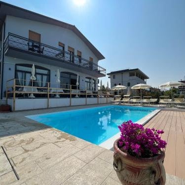 Hotel Renata
