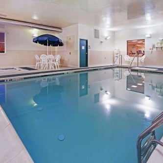 Country Inn & Suites by Radisson, Chambersburg, PA Thumbnail