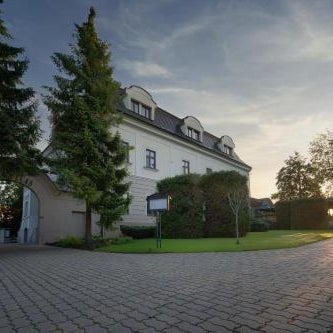 Hotel Villa Nečas Žilina Thumbnail