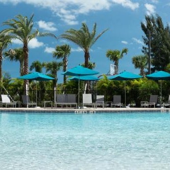 Hampton Inn & Suites Cape Canaveral Cruise Port Thumbnail