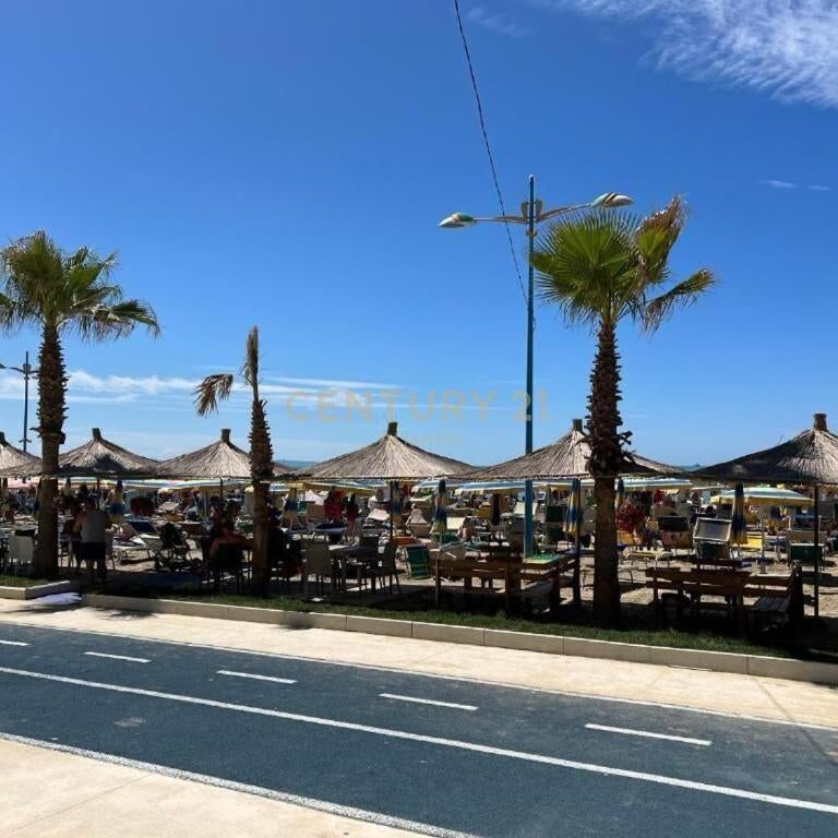 Sea & Gardenview Apartments Thumbnail
