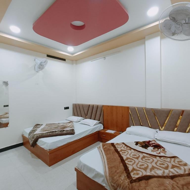 Hotel Shreem,  Ujjain