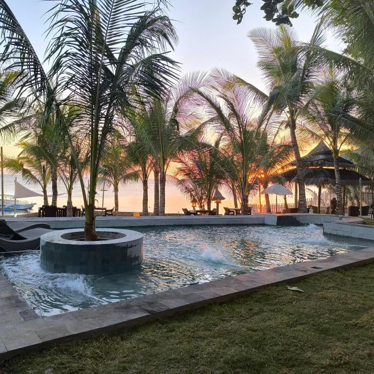 U Story Resort
