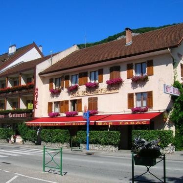 Hôtel-Restaurant "Les Rochers"