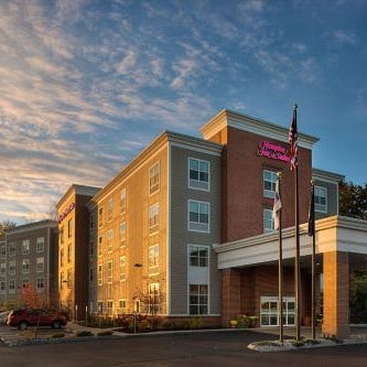 Hampton Inn By Hilton And Suites Exeter Thumbnail