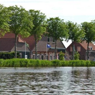 lodge 61 hotel aan het water Thumbnail