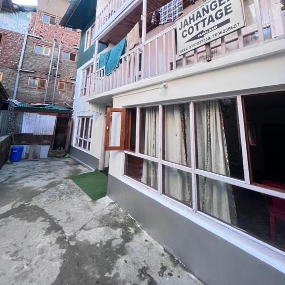 Jahangir cottage Pahalgam