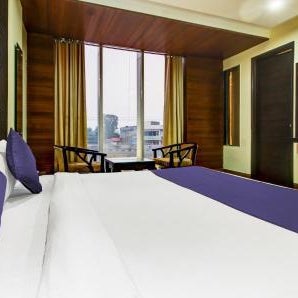 Hotel Black Diamond, Patiala Chok 2 min from Zirakpur Bus Stand near Panchkula