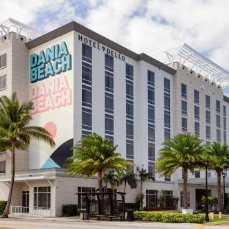 Hotel Dello Fort Lauderdale Airport, Tapestry Collection by Hilton Thumbnail