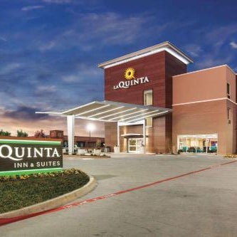 La Quinta Inn & Suites by Wyndham Dallas Northeast - Arboretum