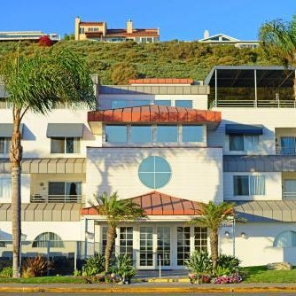 Hilton Vacation Club Riviera Beach & Shores Thumbnail