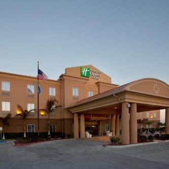 Holiday Inn Express Hotel & Suites Zapata By IHG Thumbnail