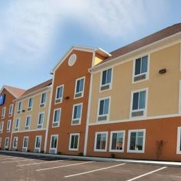 Americas Best Value Inn St. Robert Thumbnail