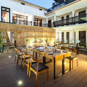 Lijiang Gemmer Hotel