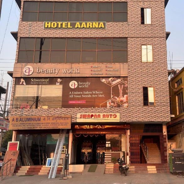 HOTEL AARNA