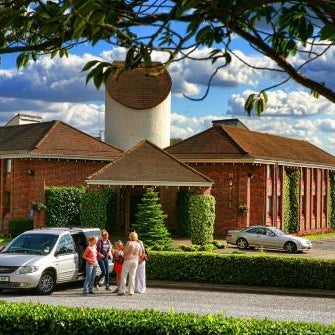 Damon’s Hotel Thumbnail